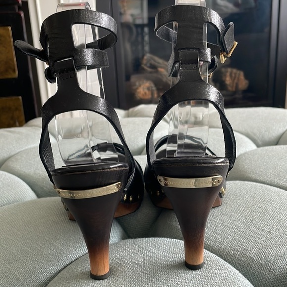7 For All Mankind Black Leather Sandals with Wooden Ombré Heels - Picture 4 of 16